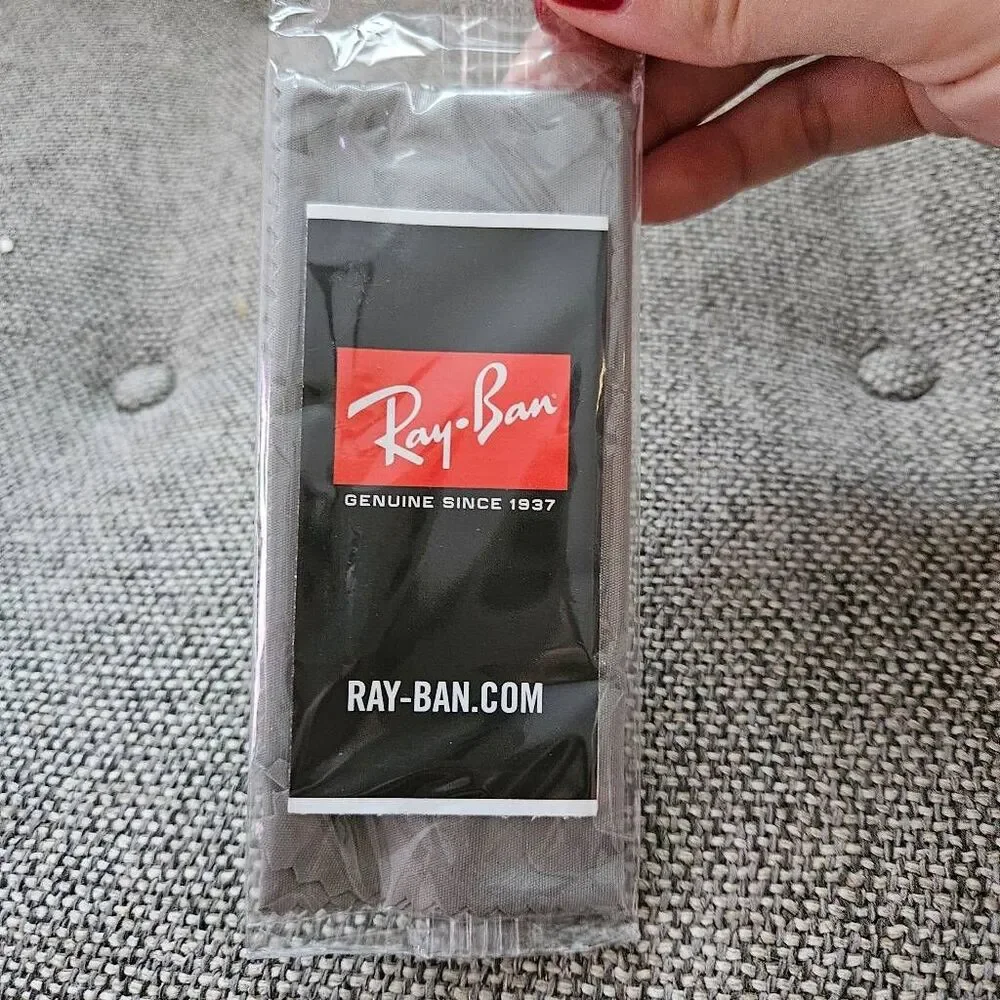 Ray-Ban Jack Sunglasses in Polished Silver - Picture 5 of 5